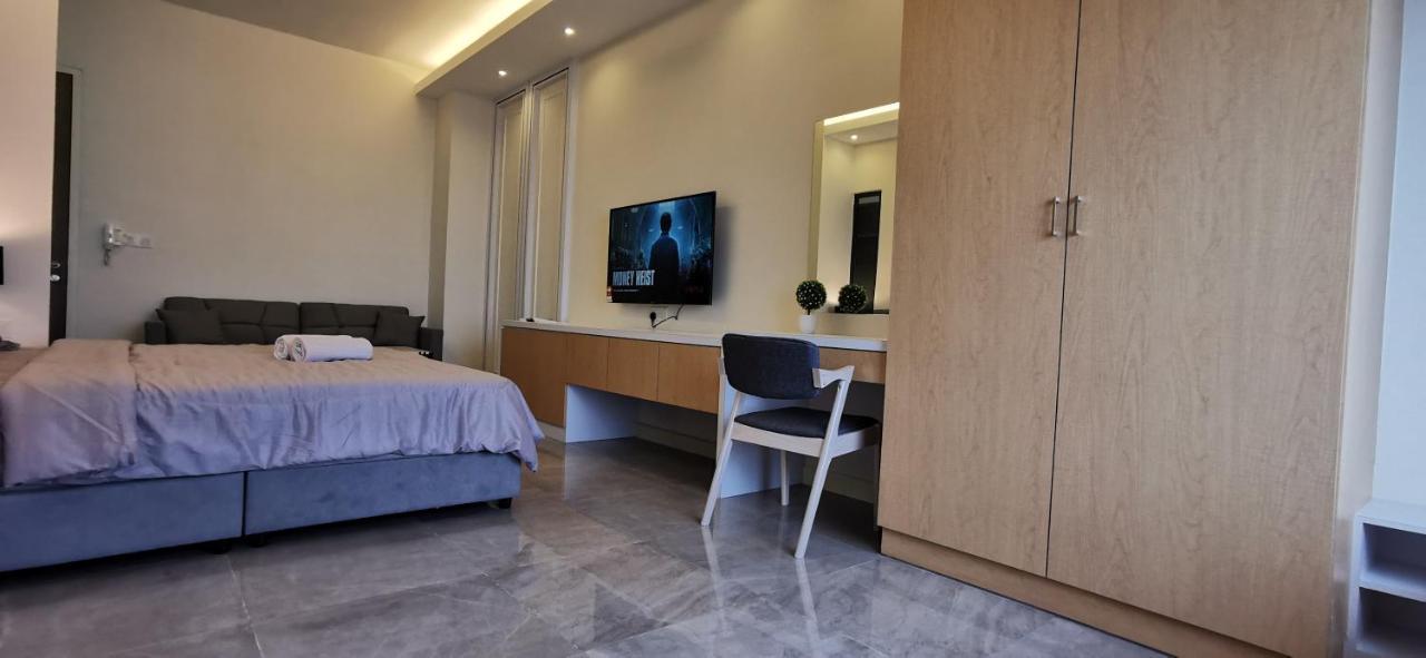Mykey Imperio B-24-31 Melaka City Exterior photo