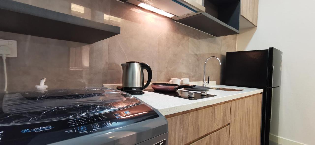 Mykey Imperio B-24-31 Melaka City Exterior photo